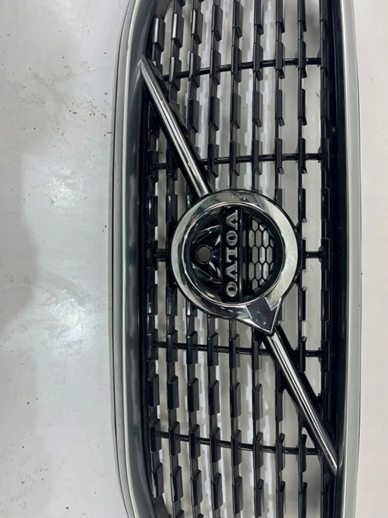 фото №9, Volvo xc60 2017 решітка радіатора