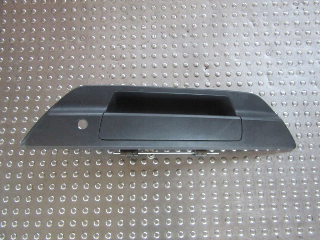 фото №1, Toyota hilux viii 2018 ручка крышки