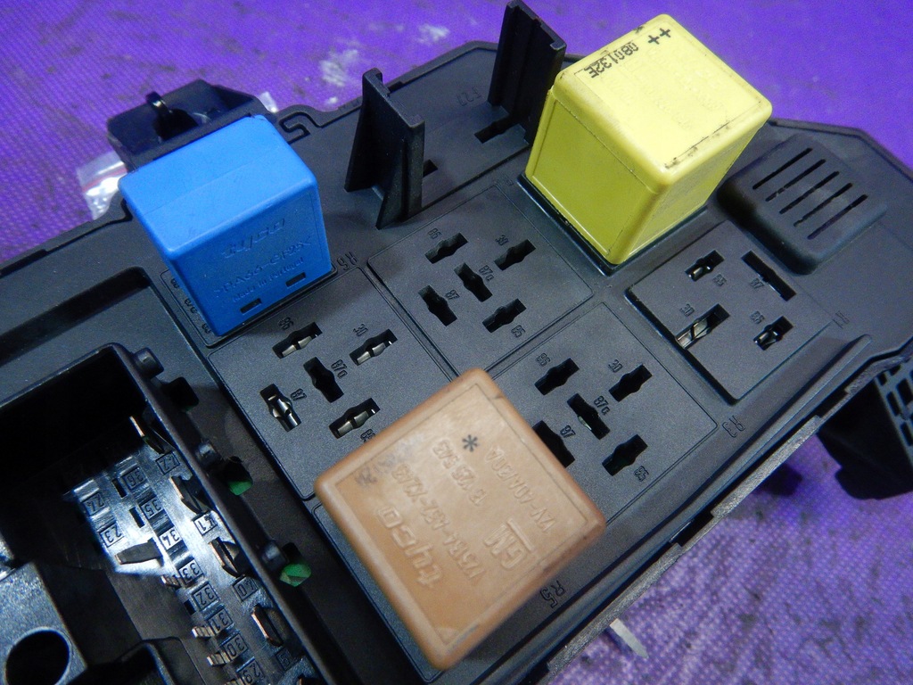 фото №5, Vectra c 05-09 коробка запобіжників 13223678