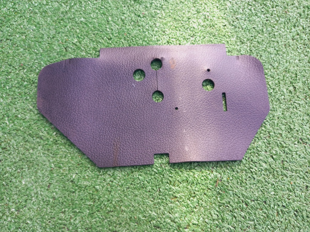 фото №8, Skoda octavia i fl 5d hb хетчбек замок кришки багажника засувка захист гумовий елемент