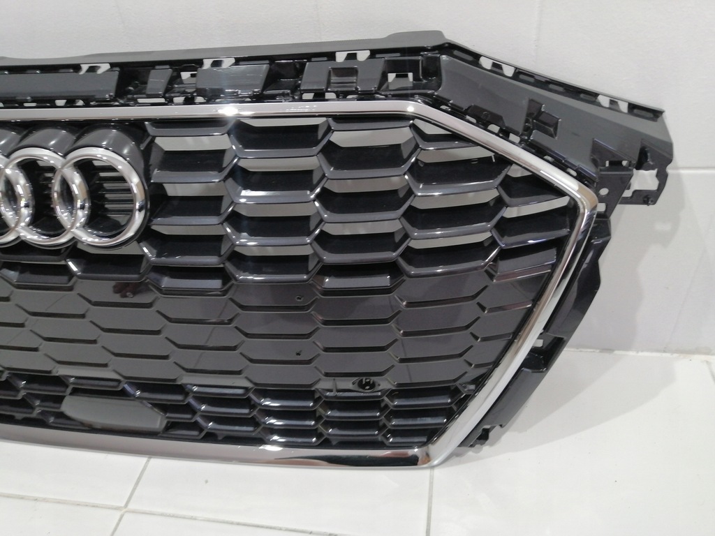 фото №4, Решітка радіатора решітка радіатора audi a3 8y0