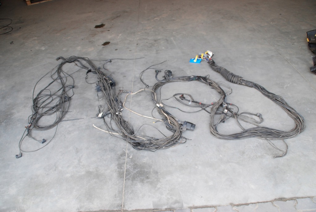 фото №1, Електропроводка електрична scania r p рама 11r