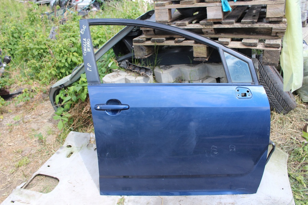 фото №1, Corolla verso дверь правое перед передние 8s6