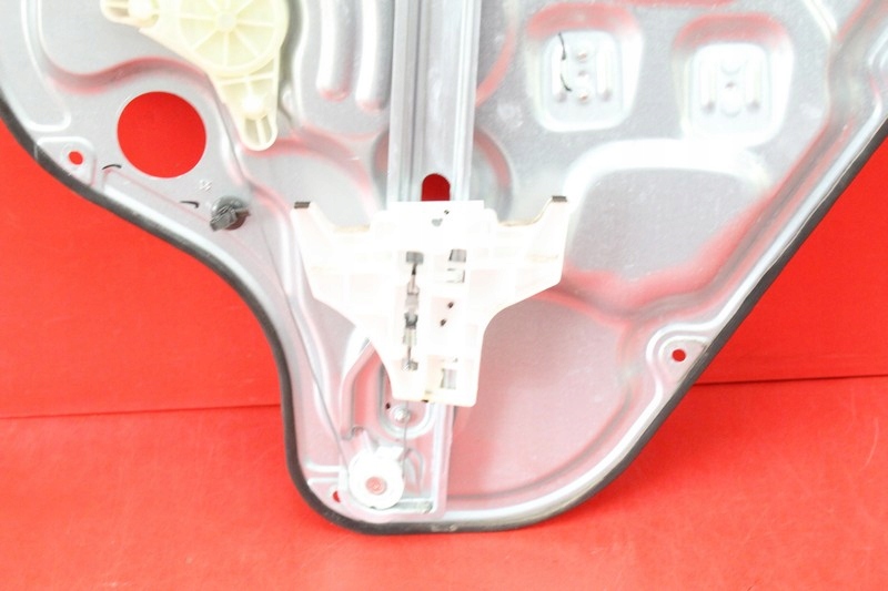 фото №11, Подъемник стекло левый задняя 83470-2r050 hyundai i30 i 30 1 i 5d hb 07-12