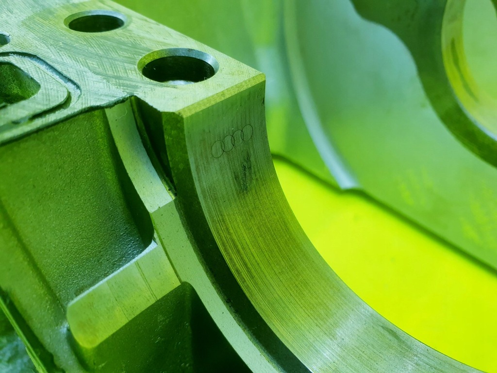 фото №8, Основа блок вала a6 c7 a7 q5 a8 s4 b8 q7 3.0tfsi cre 06e103032bj