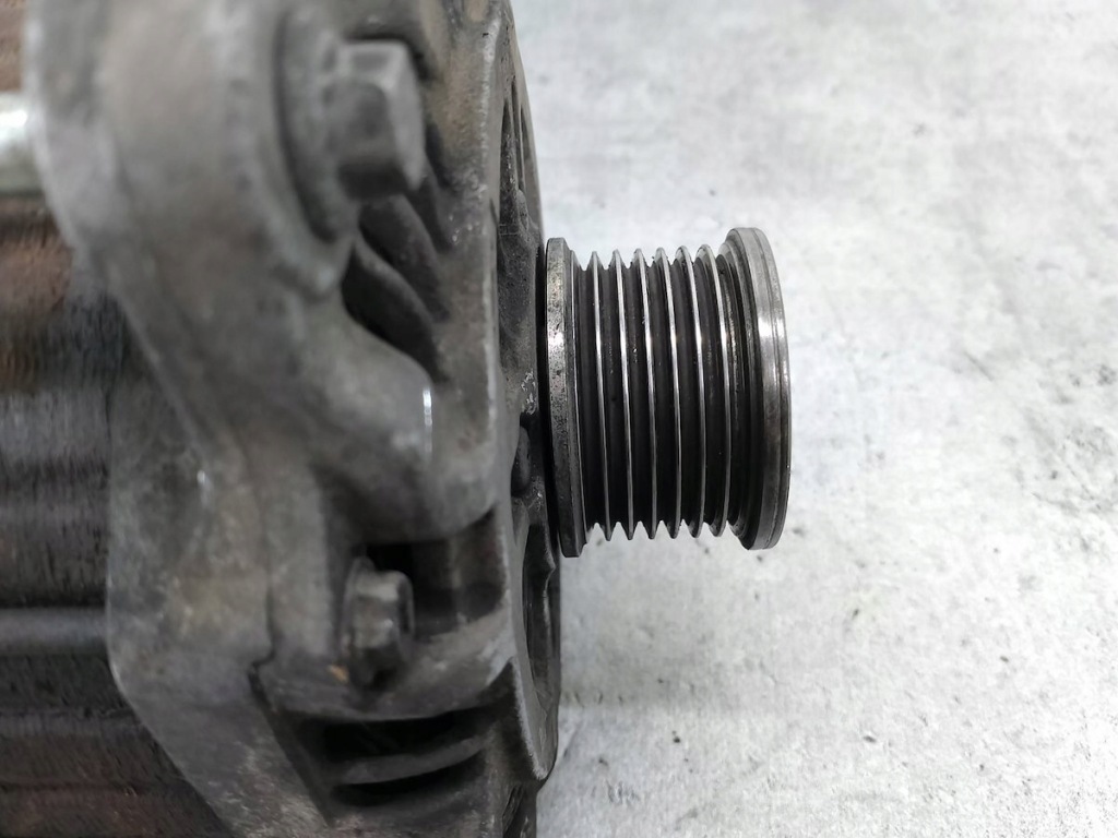 фото №2, Генератор renault laguna iii a004tj0282 2.0 dci