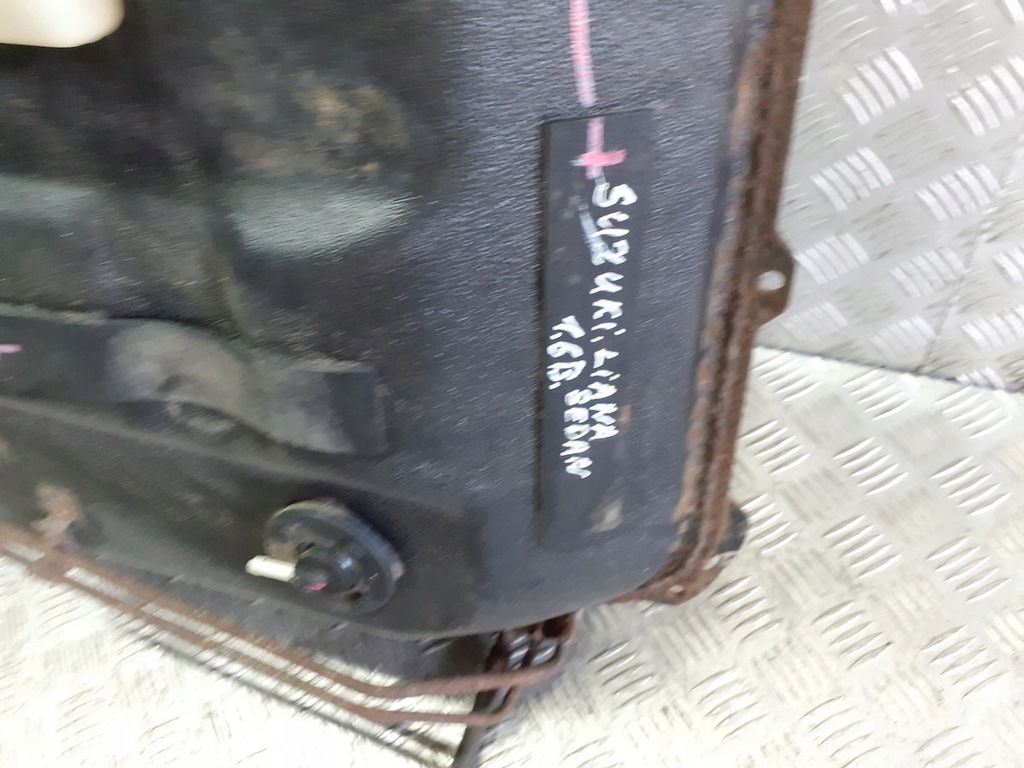 фото №9, Бак bak топлива suzuki liana 1.6