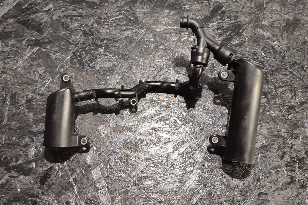 фото №8, Відстійник оливи сепаратор porsche 911 996 9a110703801 3.6l бензиновий