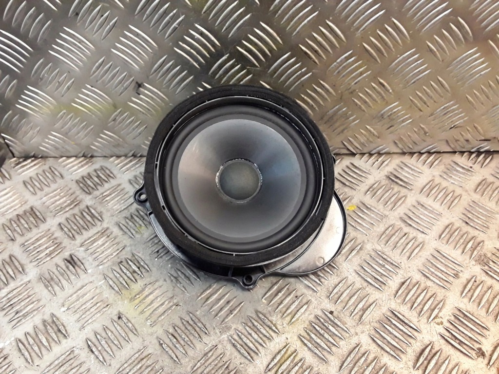 фото №1, Land rover discovery 3 - lr3 правая сторона динамик дверь передних