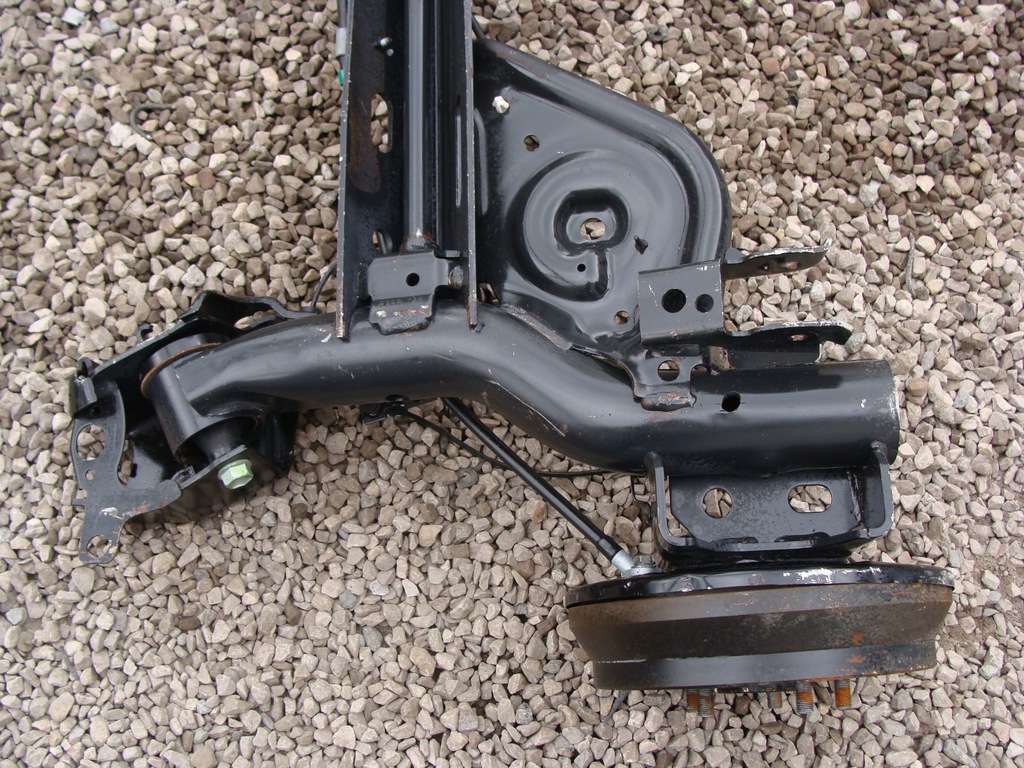 фото №8, Балка oś nissan juke lift f15 барабан !!!