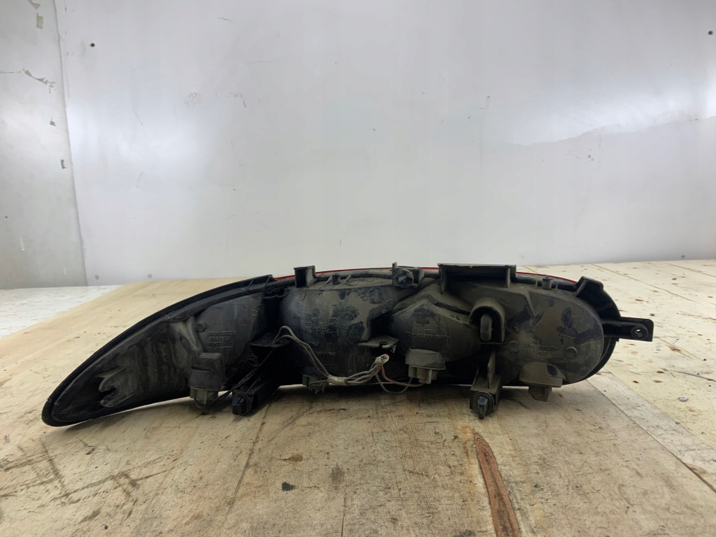 фото №4, Mazda mx-3 лампа правий задня