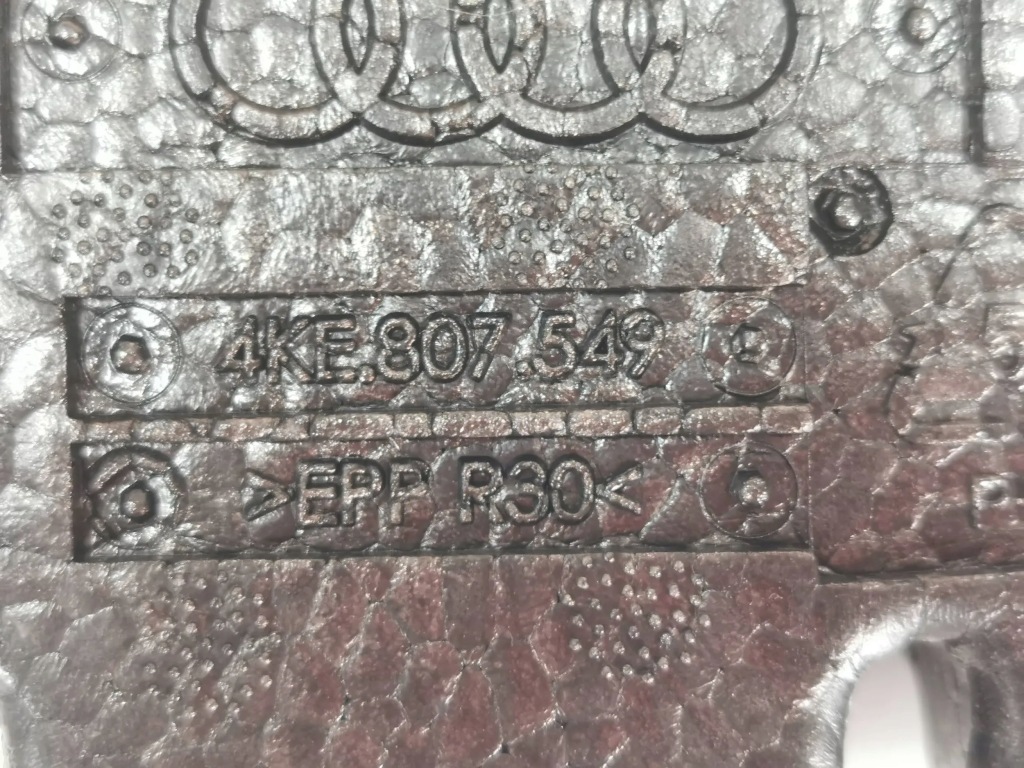 фото №11, Абсорбер, пена бампера передний audi e-tron 2.276