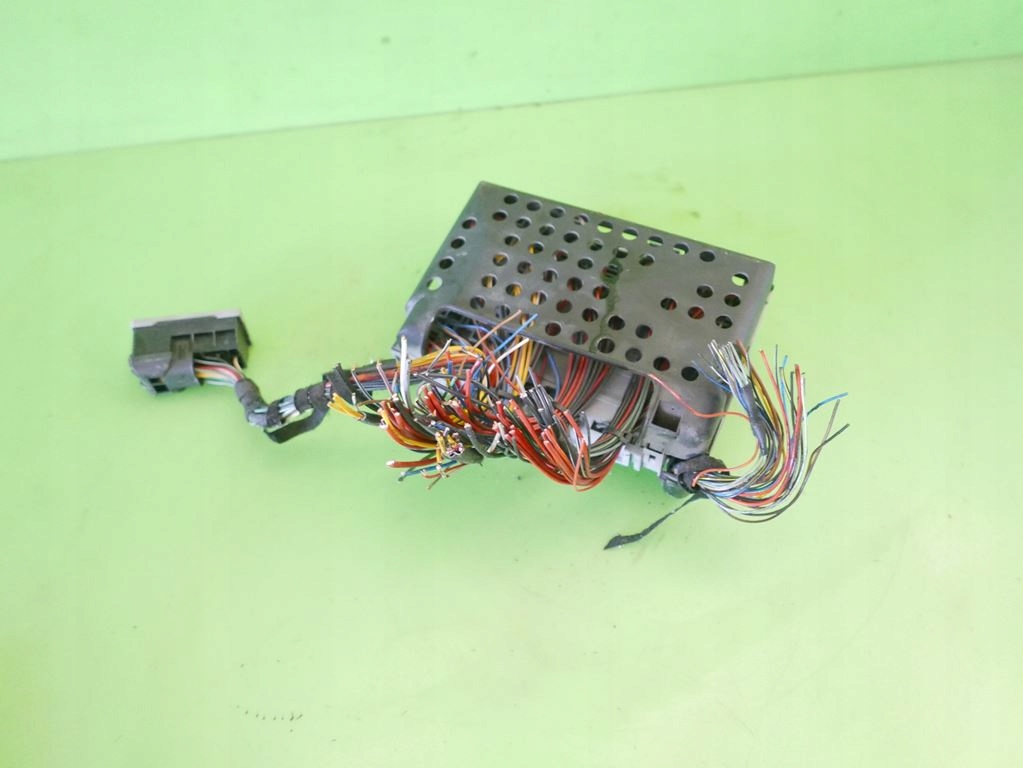 фото №8, Коробка запобіжників opel zafira a i 2.0 di 82km