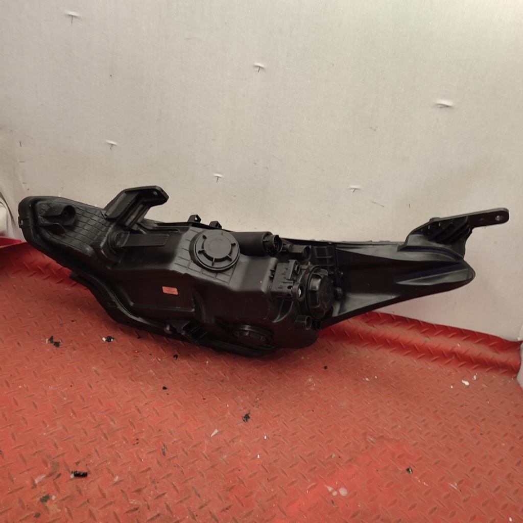 фото №7, Hyundai i20 линза led ładna europa лампа правая