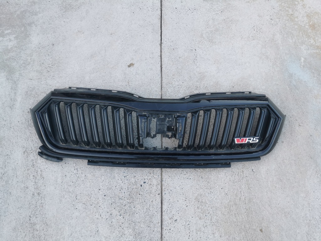 фото №1, Skoda octavia iv решётка радиатора решётка радиатора 5e3853655