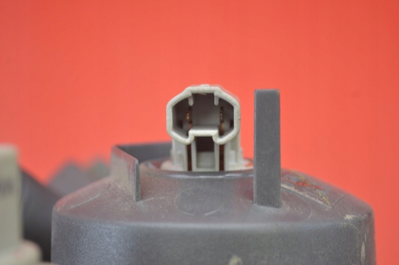 фото №6, Лампа левая задняя задняя 220-61971 mazda 6 1 i gg sedan 02-05