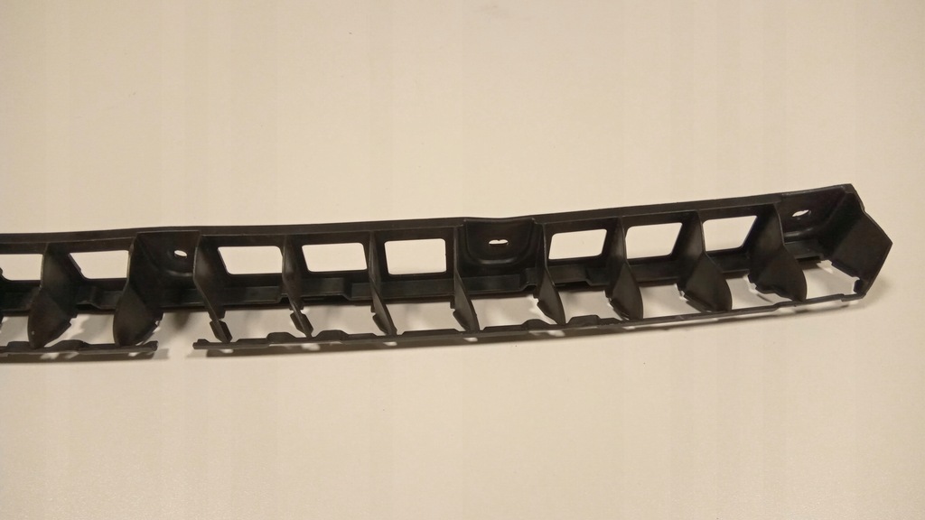 фото №5, Напрямна бампера задня skoda rapid seat toledo iv