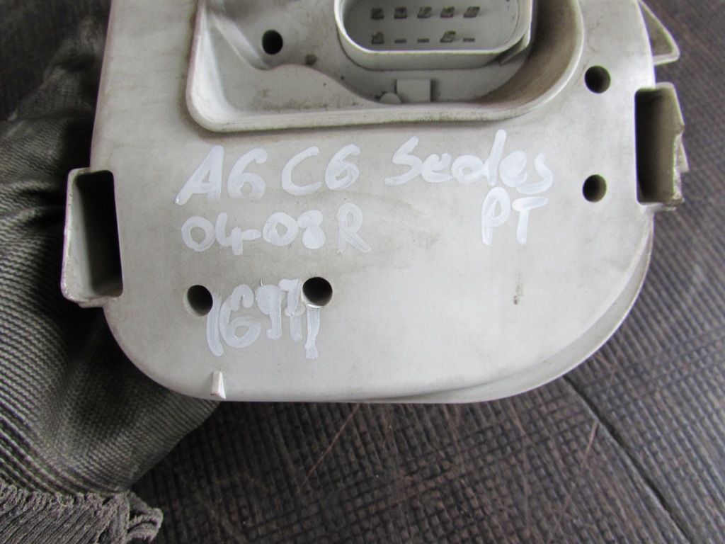 фото №9, Вкладиш лампи правий задня audi a6 c6 04-08r