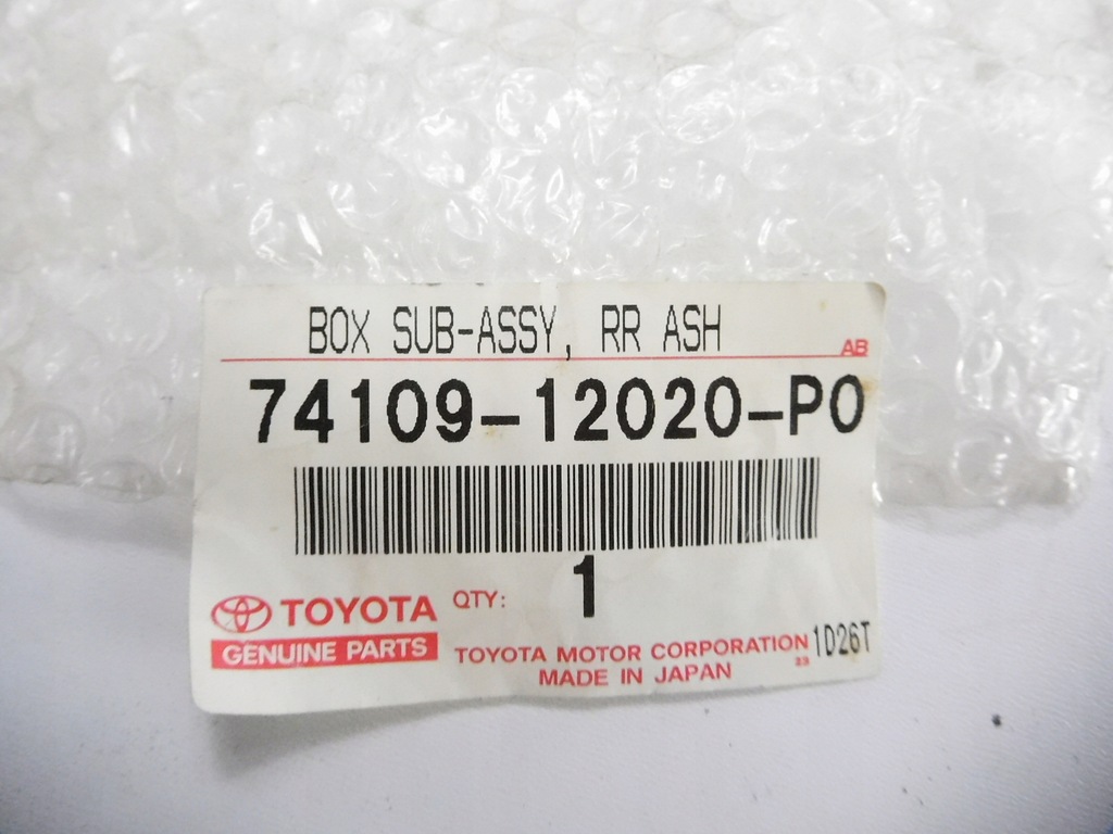 фото №10, Пепельница toyota corolla avensis 74109-12020-p0