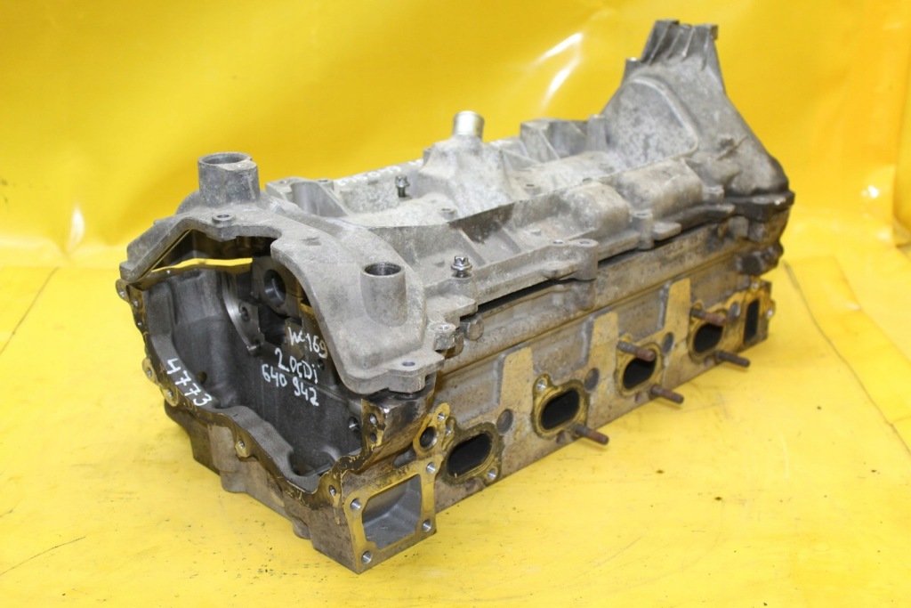 Купити Головка mercedes w169 w245 2.0 cdi r6400162201 640.942