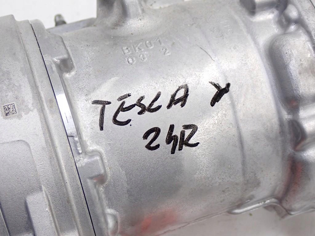 Купить Компрессор кондиционера оригинал 1501256-00-m tesla model y 3d3 4d1 24r
