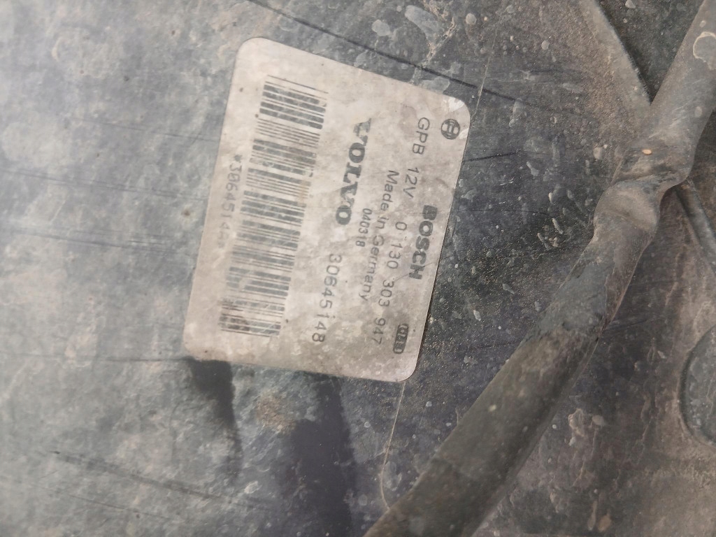 Вентилятор радиатора воды volvo v70 2 04r 2.4d 30645148 с Разборки