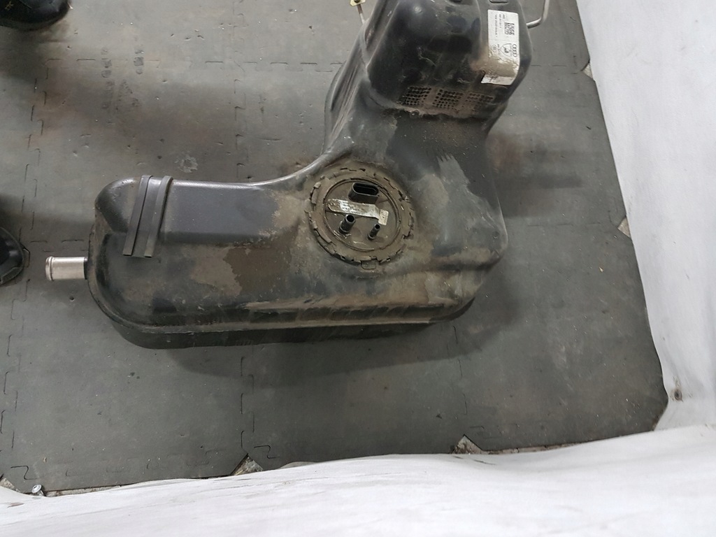 фото №6, Audi r8 plus 4s 5.2 бак топлива 4s0201021f