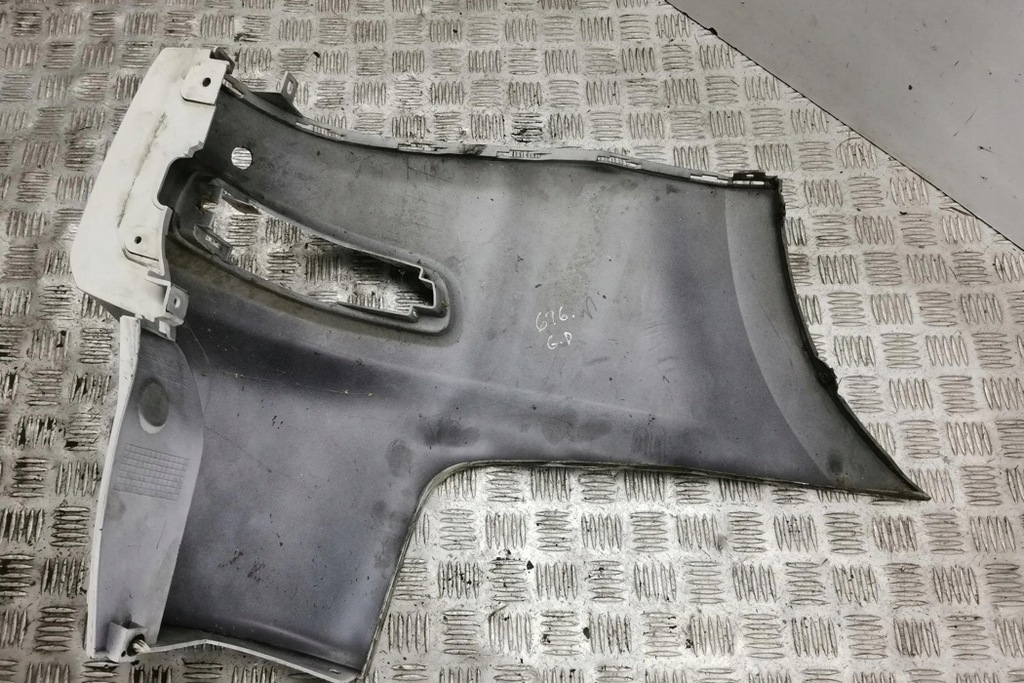 фото №8, Правий róg заднього бампера mitsubishi outlander ii cw_w 6410b498 2.3l