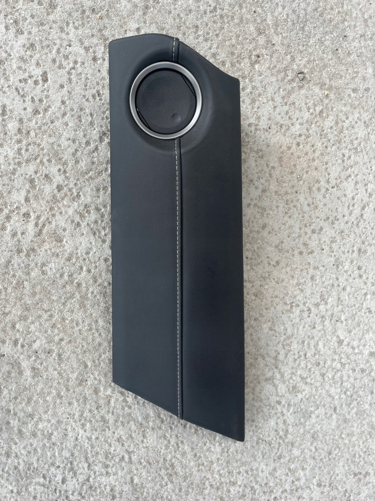 фото №1, Воздуховод dekor правый auris ii