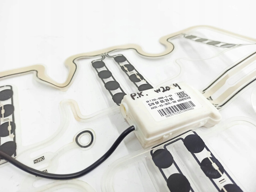 фото №12, Mercedes-benz c w204 2008 сиденья, сиденье