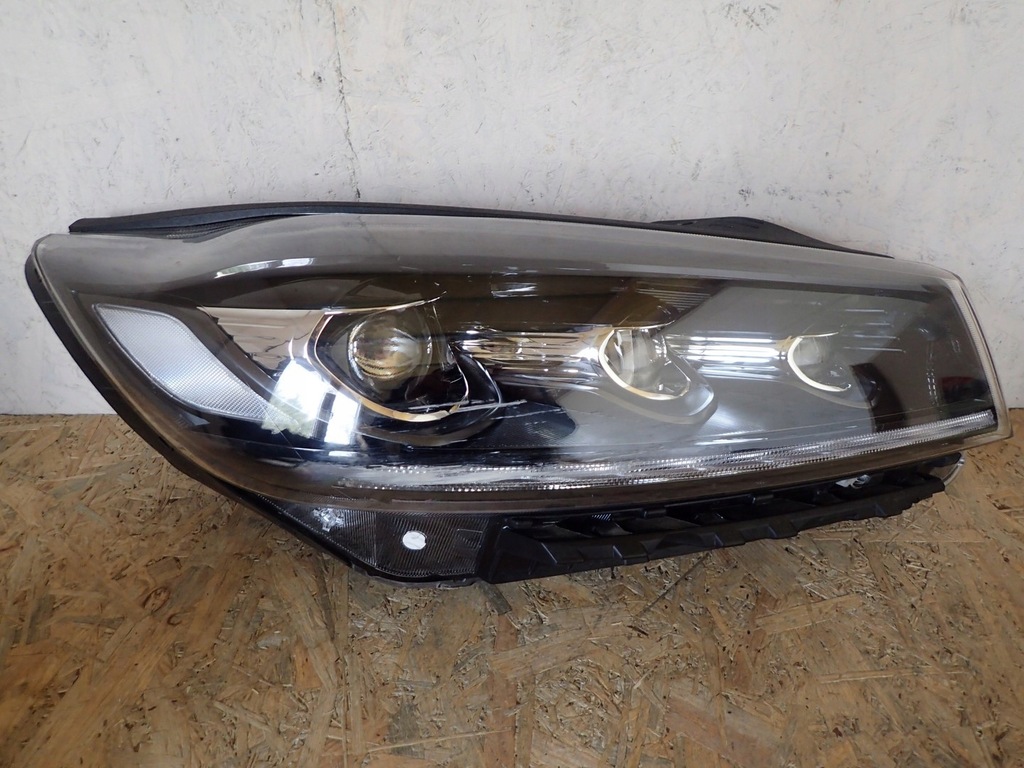 фото №1, Лампа правая full led kia sorento 3 iii um lift