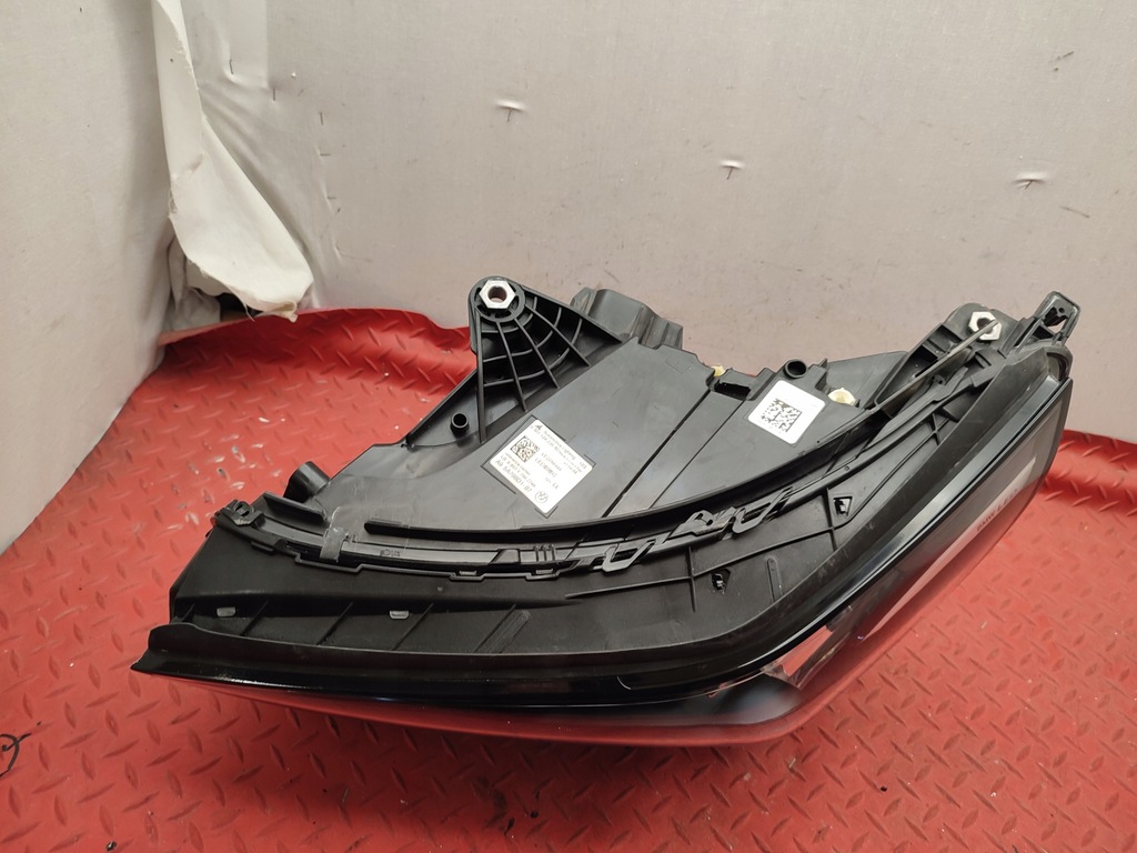 фото №8, Bmw g60 full led niebieska blue full led nie-klejona ładna лампа ліва