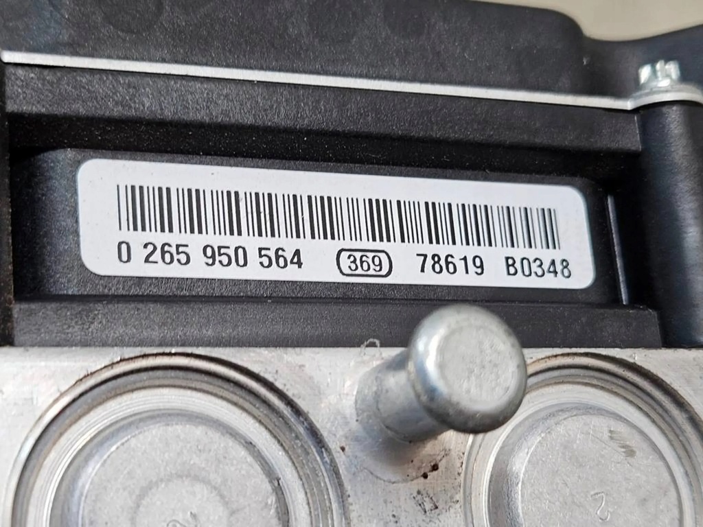 фото №8, Насос гальмівна abs kia sorento i lift 07-09 2.5 crdi