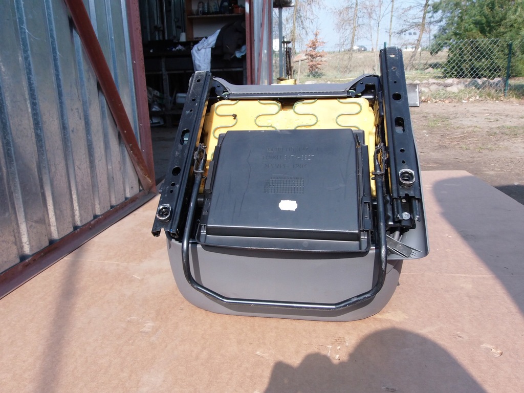 фото №12, Сидіння пасажира правий перед opel corsa c 5 двері