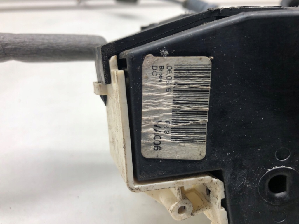 фото №8, Замок дверь правый перед mercedes w221 хэтчбек