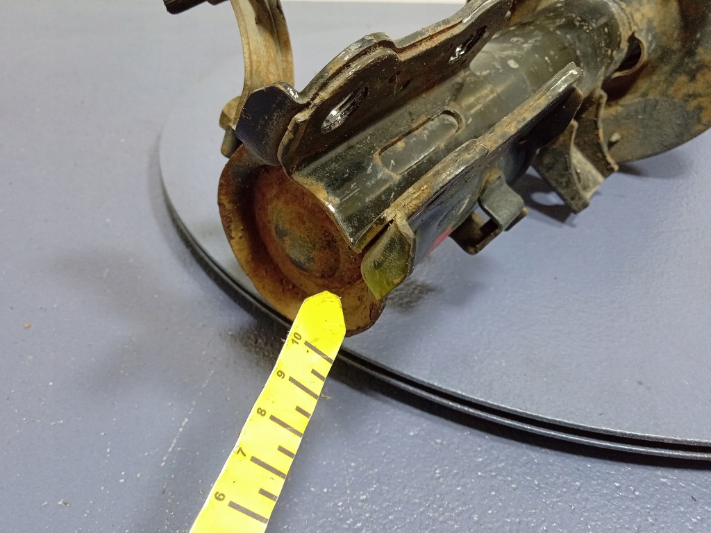 фото №6, Hyundai i30 ii gd 1.6 crdi mcperson лівий амортизатор перед