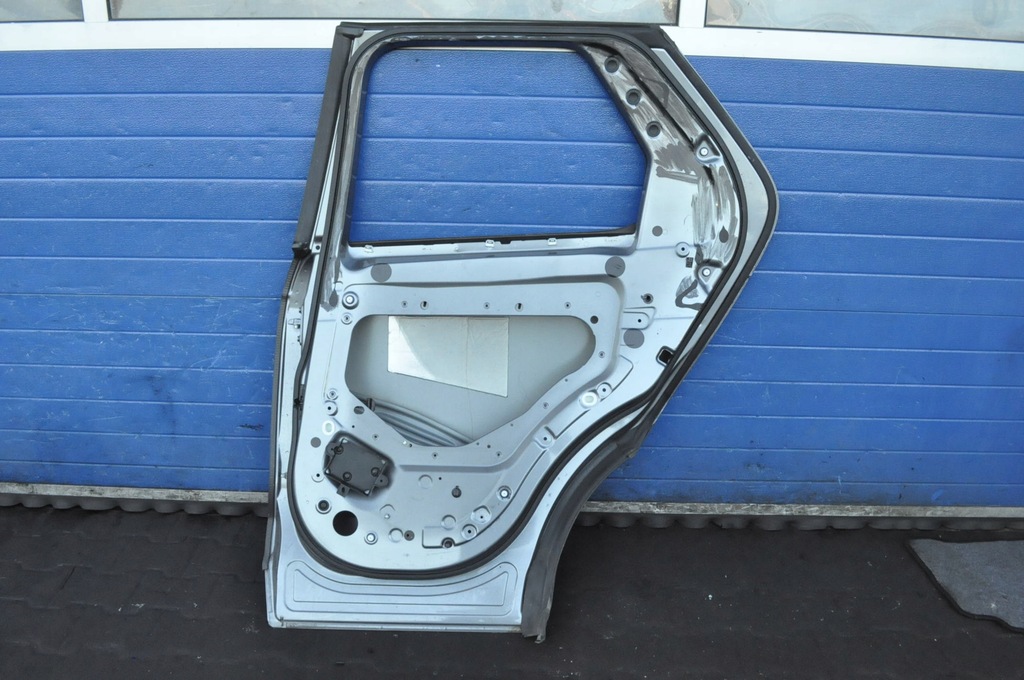 фото №8, Land rover discovery l462 двері правий задня задні