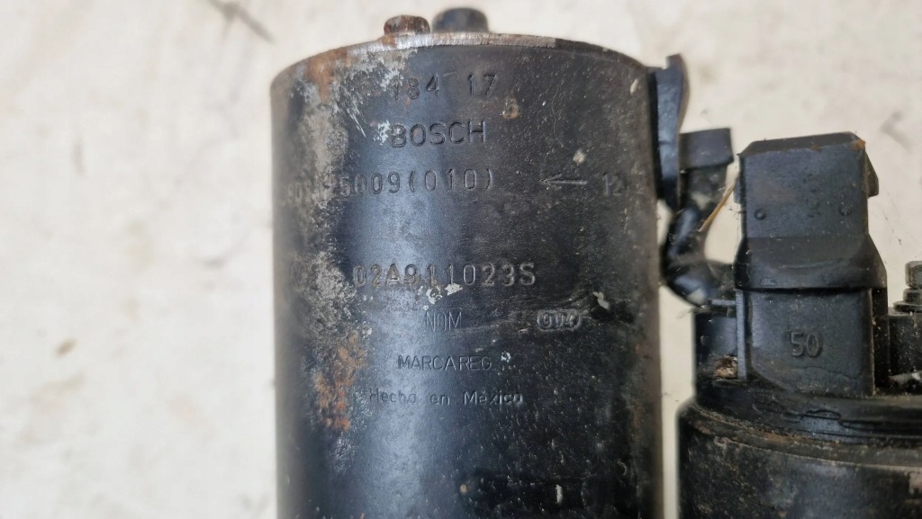 Стартер volswagen vw golf bora seat toledo vr5 2.3 02a911023s в Україні