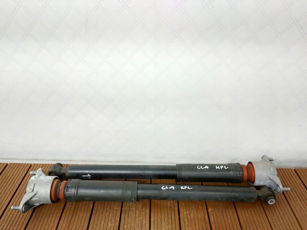 фото №1, Mercedes cla w117 13-19 амортизаторы задние правый левый задняя комплект оригинальный номер