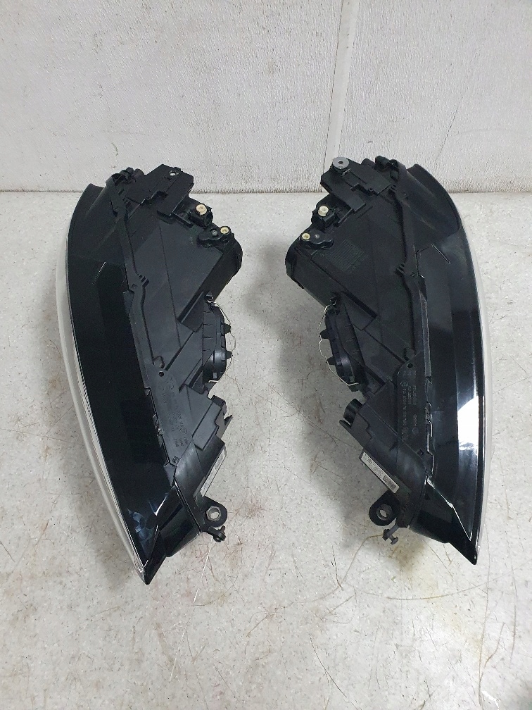 фото №15, Golf sportsvan 14- лампа ліва перед ксенон led поворотний afs kompletny idealny