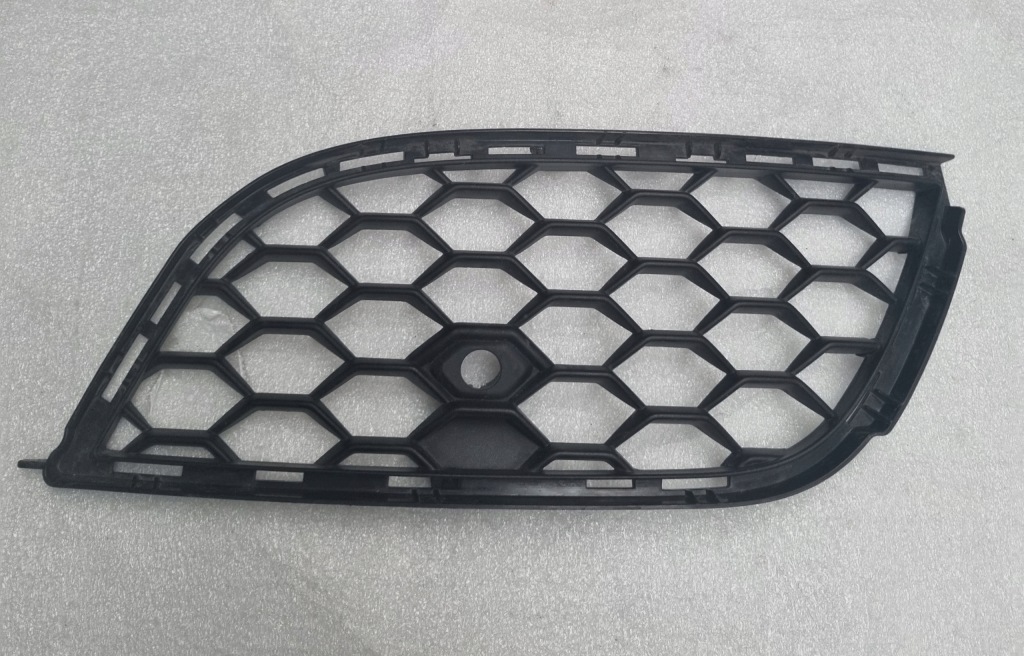 фото №1, Решітка бампера решітка радіатора alfa romeo giulietta veloce