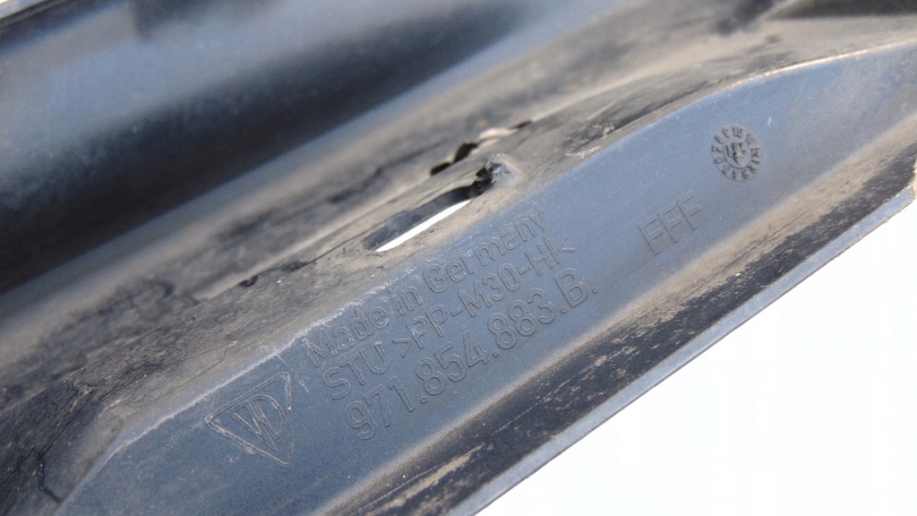 фото №12, Porsche panamera 971 порог наружный левый молдинг 971854883b