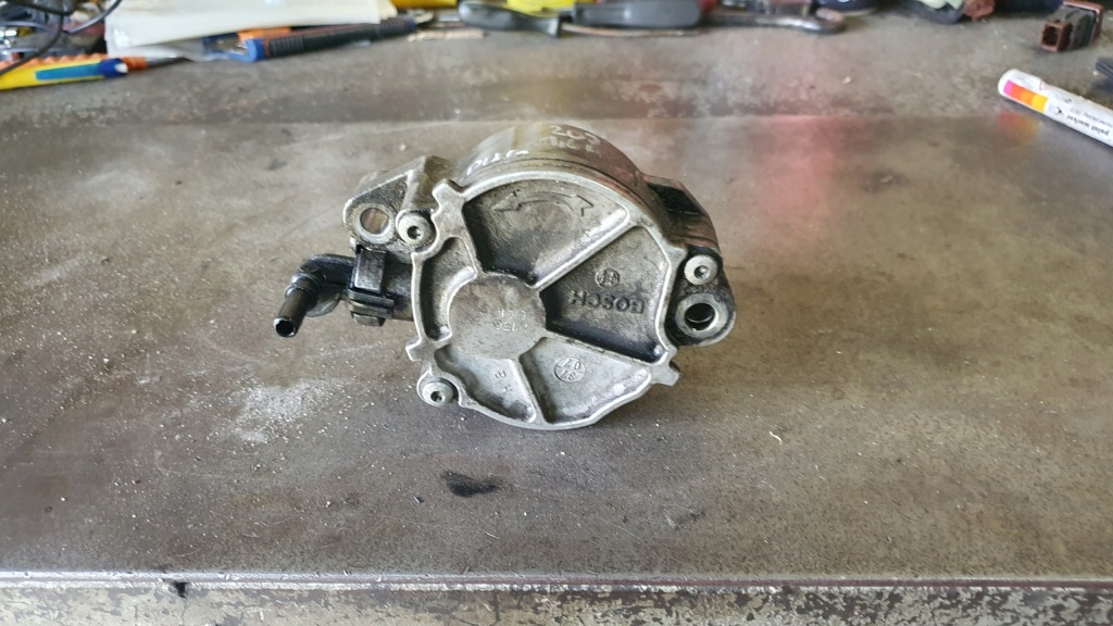 Купить Peugeot citroen 1.6 hdi - насос vacu bosch d156-2b
