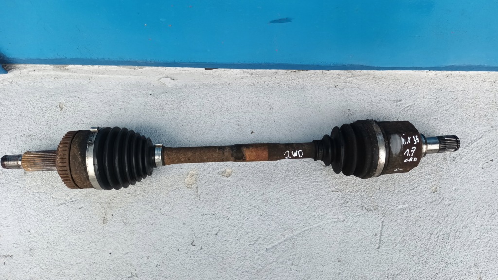 Купити Hyundai ix35 1.7 crdi привідний вал ліве перед