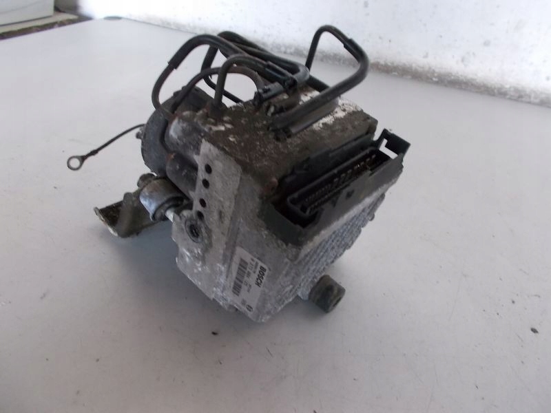 фото №1, Volvo s40 v40 1 насос блок блок управления abs