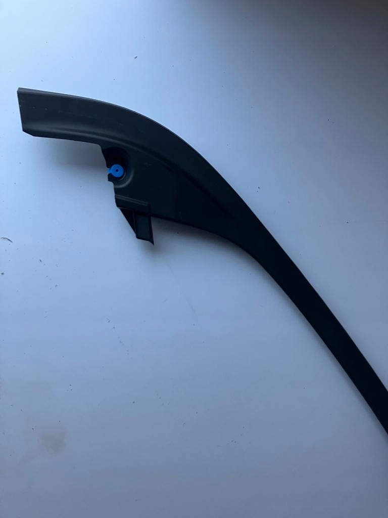 фото №2, Рамка прокладка двері volvo xc40 правий перед внутрішня