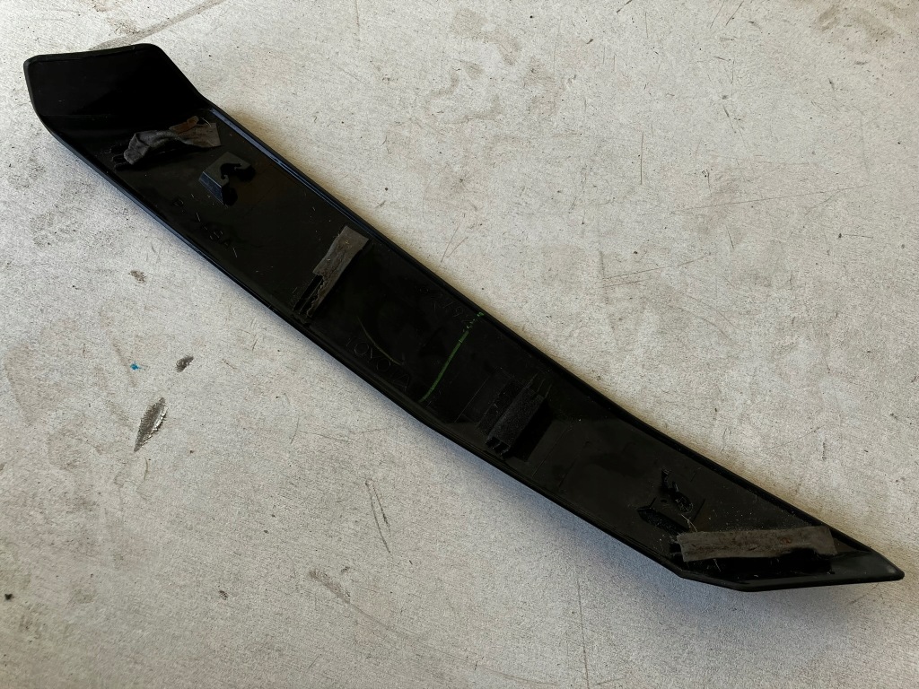 фото №7, Rav4 v молдинг накладка захист крила лівий задня