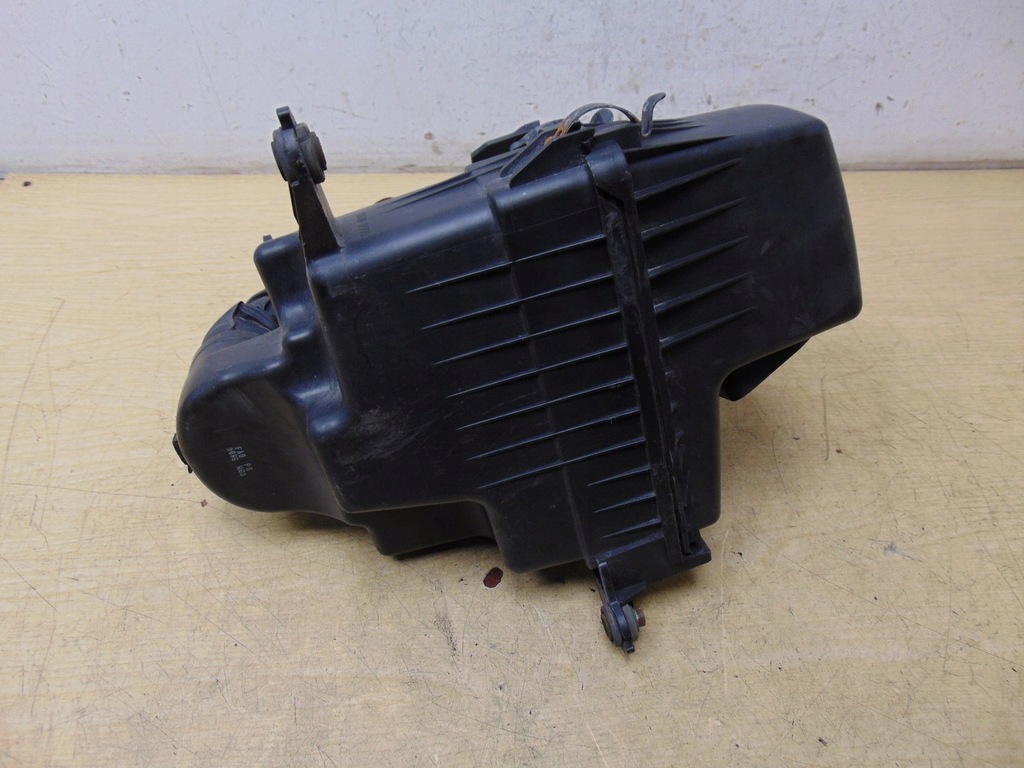 фото №9, Корпус фільтра фільтр повітря kia venga 1.4 crdi