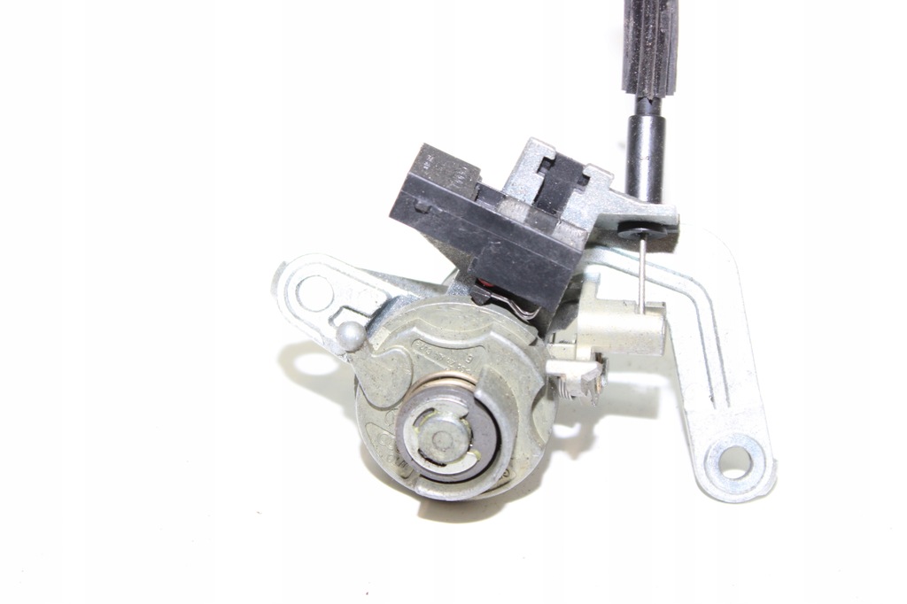 фото №4, Вкладка замок кришки багажника audi a8 d3 4e0827573