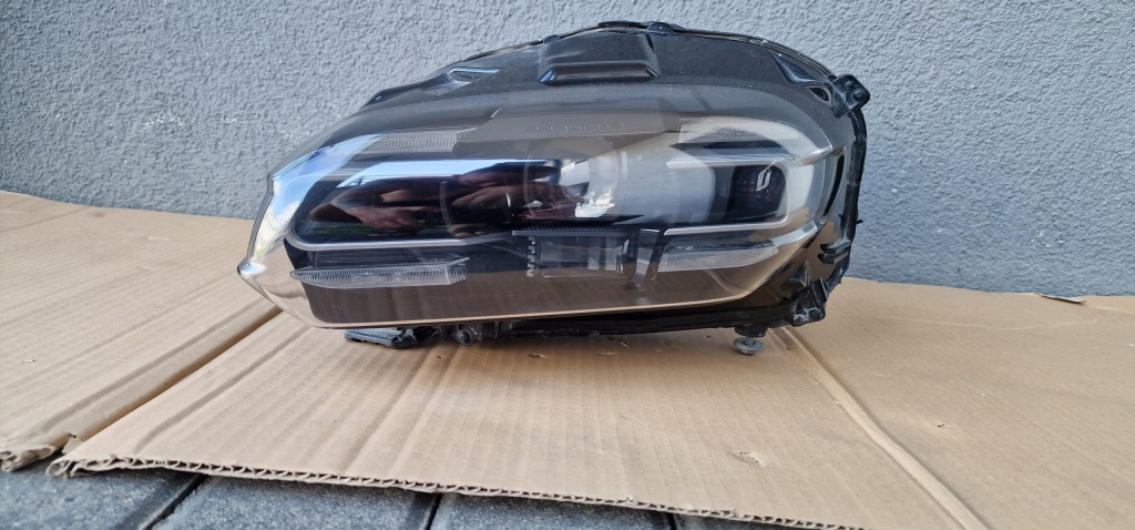 фото №1, Лампа porsche taycan 9j1941031e ліва комплектна